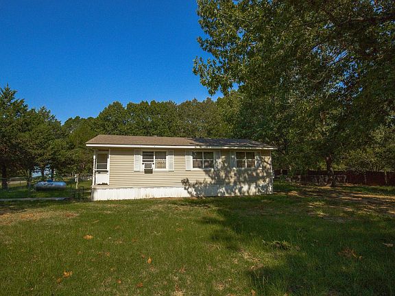 3rd image of 21322 Chicot Rd
