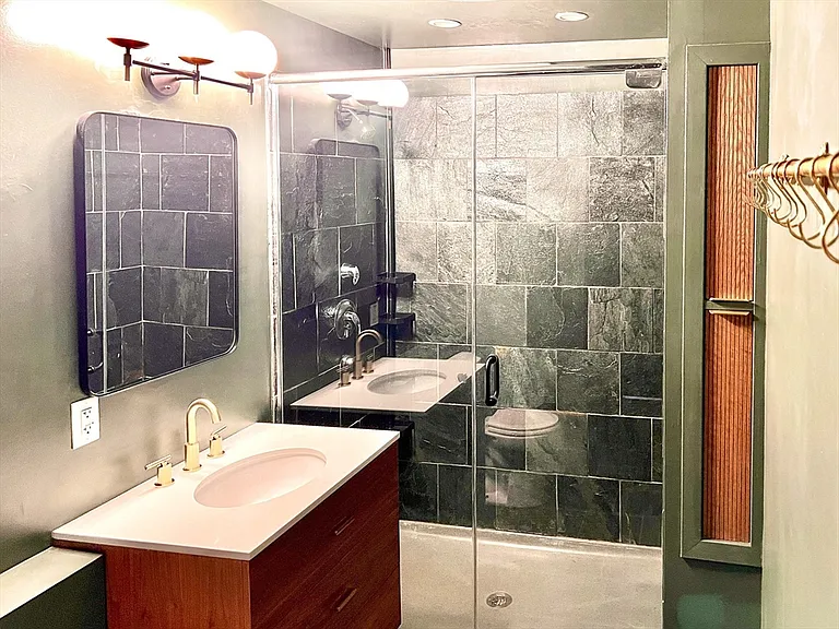 950 Dorchester Ave #205 — Photo 14