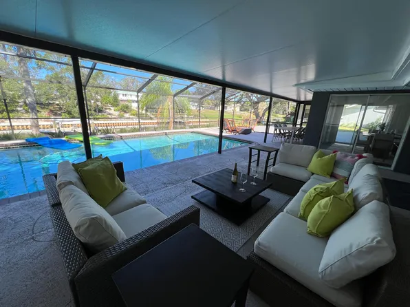 3420 Mineola Dr, Sarasota, FL 34239