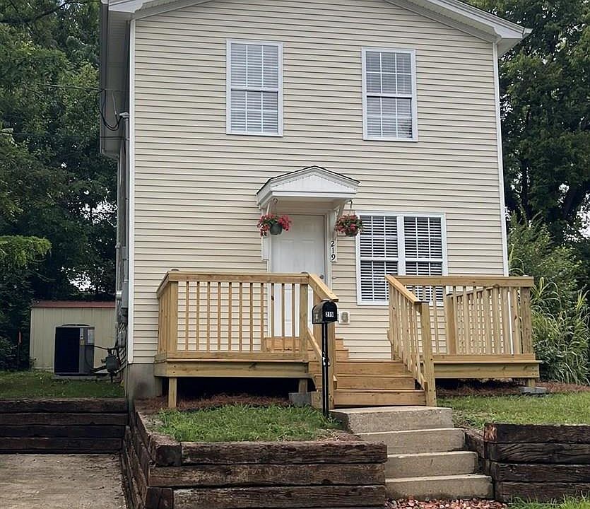 1st image of 219 Henry St