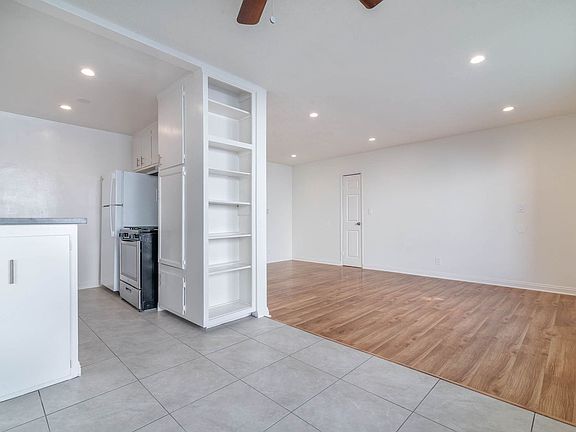 4th image of 6069 Saturn St APT 4