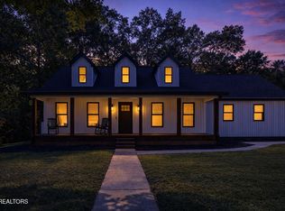 1313 English Ln, Athens, TN 37303