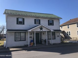 29 Main St, Mill Hall, PA 17751