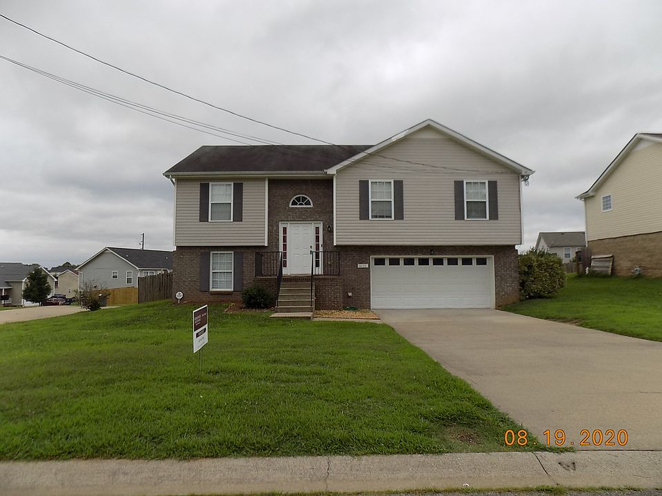 1st image of 1418 Addison Dr