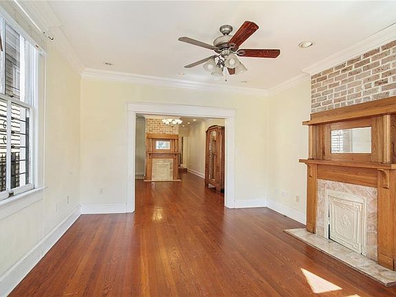 4th image of 8013-15 Panola St