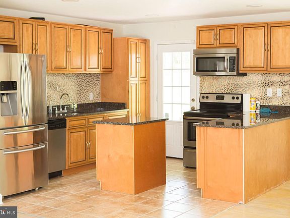 2nd image of 14425 Bauer Dr