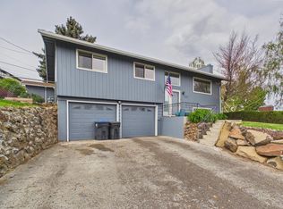 106 N 12th St, Selah, WA 98942
