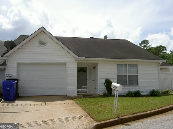 214 Oak Cir, Stockbridge, GA 30281
