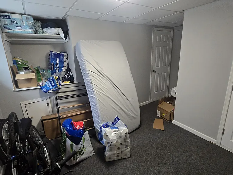 138 Levering St — Photo 22