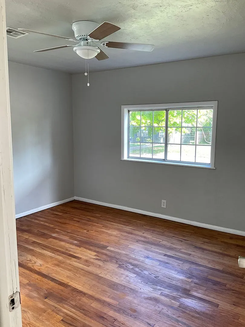 2 Bed 1 Bath Newly Remodeled Home in Del City — Photo 4