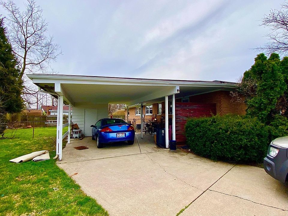 2nd image of 3301 Barbara Dr