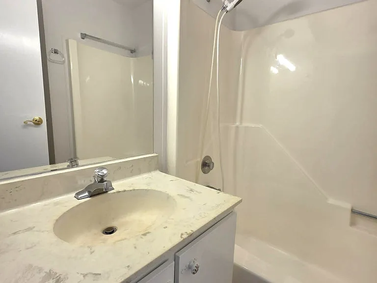 231 Canal Park Dr — Photo 44