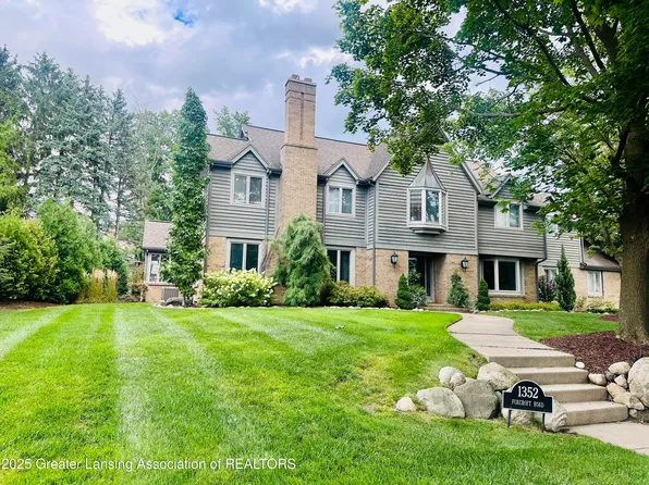 1352 Foxcroft Rd, East Lansing, MI 48823
