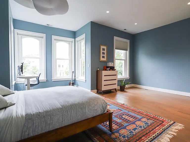 604 A St SE — Photo 21