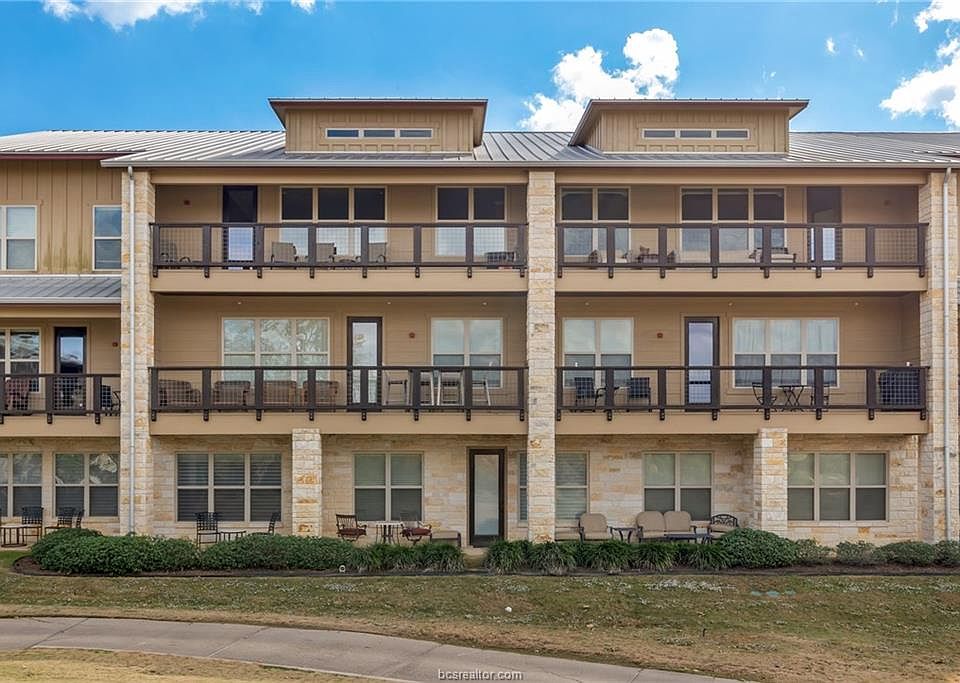 1st image of 3212 Casita Ct #233