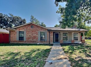 2000 Chalice Rd, Arlington, TX 76014