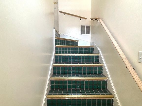 3rd image of 2625 S Stewart Ave Unit B