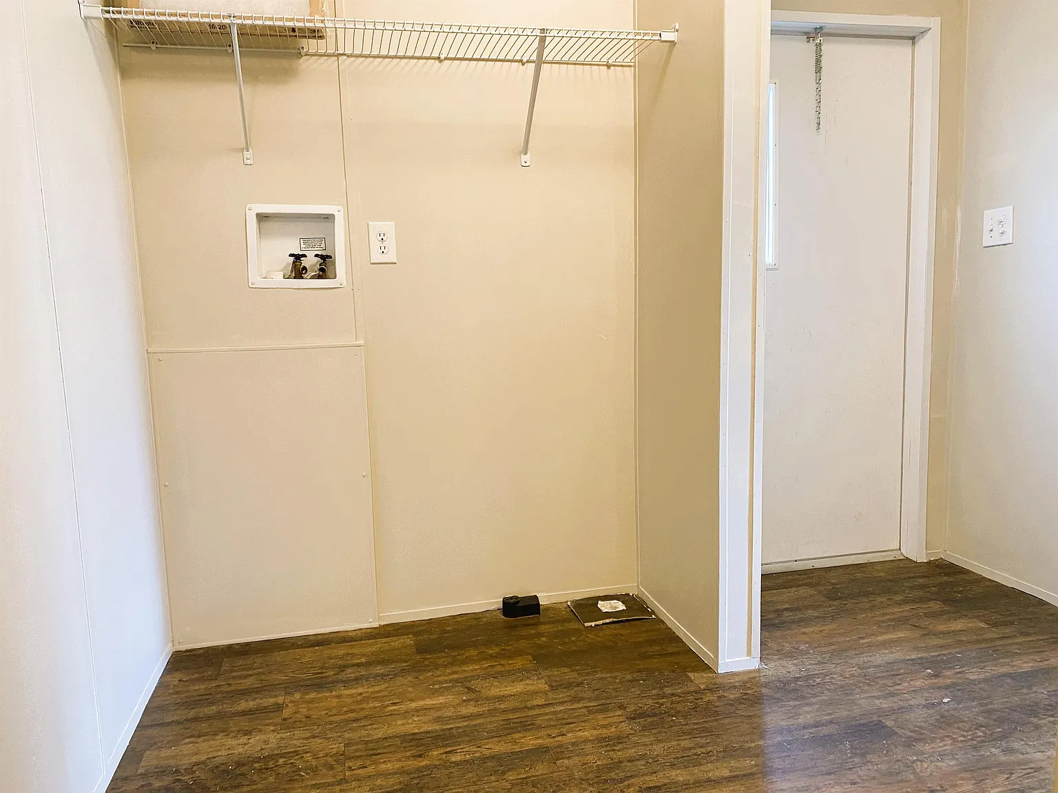 502 Blakley Drive - 1 — Photo 3