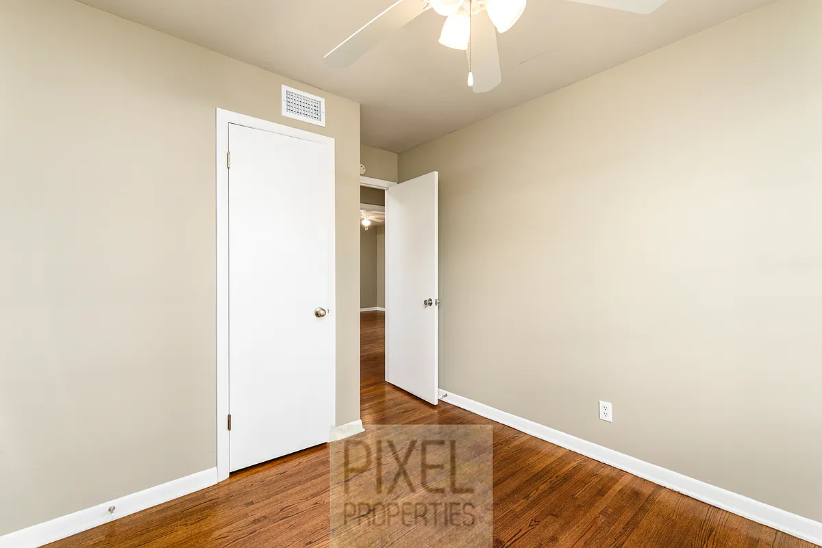 Building Photo - 6708 Marguerite Ln