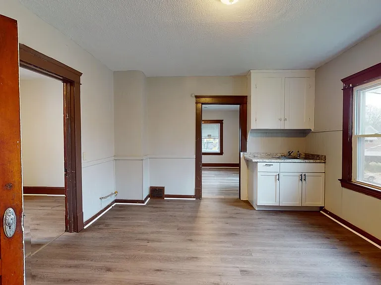 3414 W 44th St — Photo 63