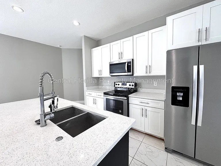 1389 Worthington Dr — Photo 6