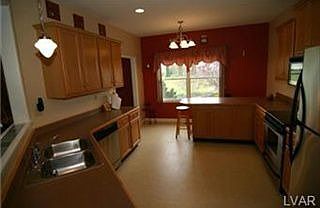 4th image of 3465 Nathaniel Dr