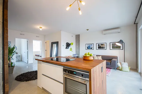 Sold by Compass | media 10