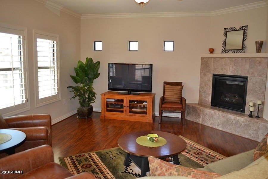 Living Room2