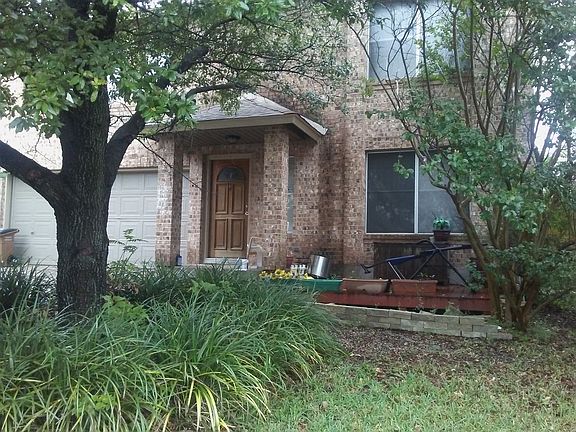 2nd image of 1216 Dexford Dr