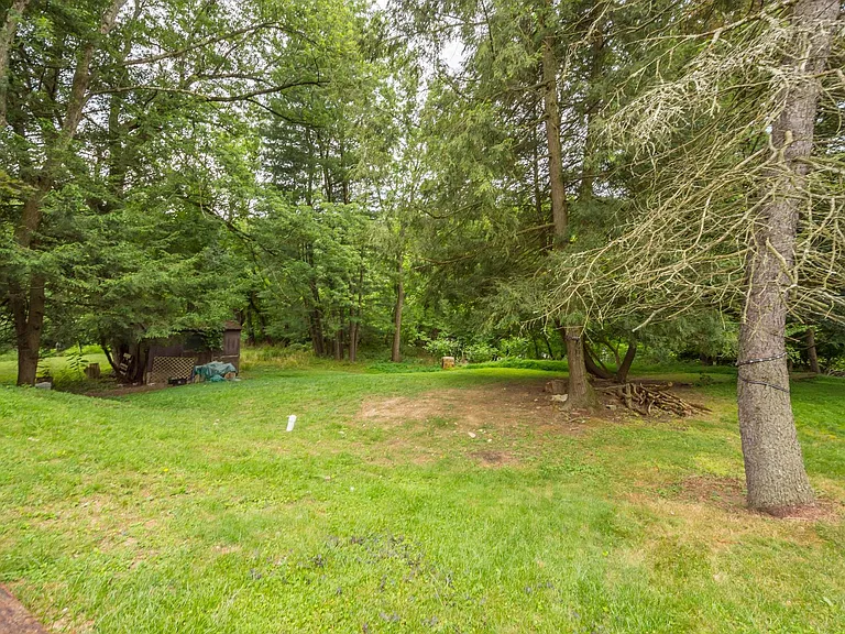 274 Idlewood Rd — Photo 6