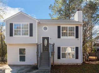 76 Hampton Oaks Dr, Hampton, GA 30228