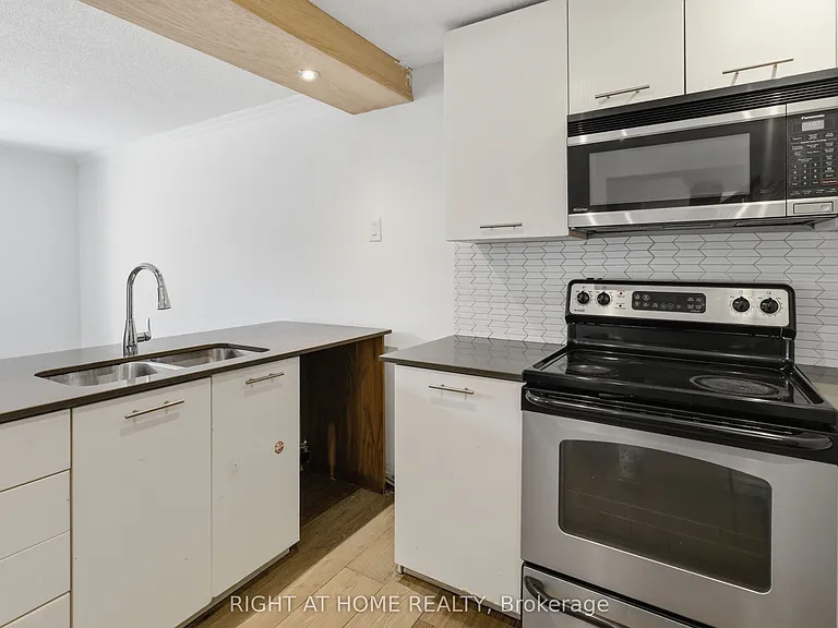 341 Rexford Dr #BASEMENT — Photo 9