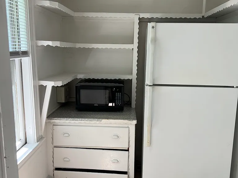 13 Forest Ave #2 — Photo 2