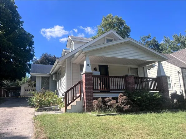 108 S Hedges St, Sugar Creek, MO 64054