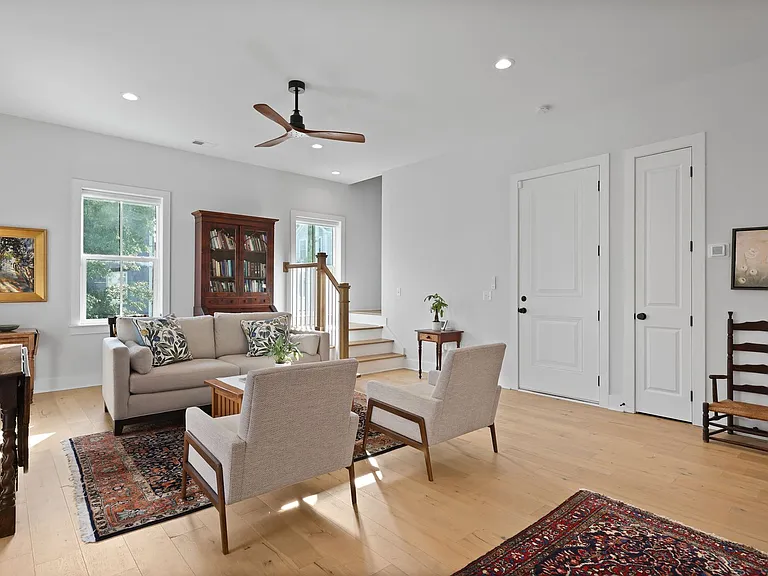 48 Aiken St — Photo 15