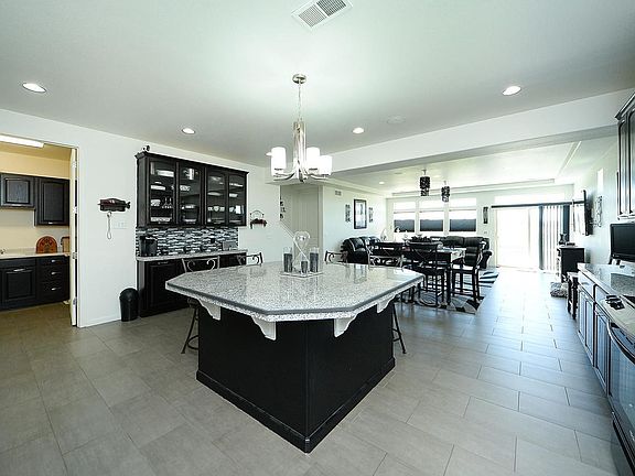 5th image of 5118 Lisbon Way