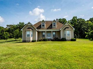 23515 Us Highway 412 E, Darden, TN 38328