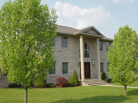 3rd image of 1013 Pansy Ln