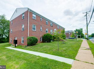 129 S Courthouse Rd #10, Arlington, VA 22204