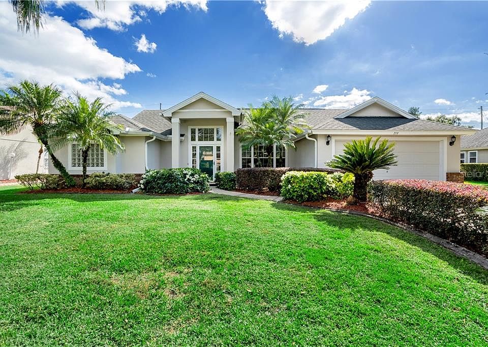 1st image of 359 Oak Leaf Cir