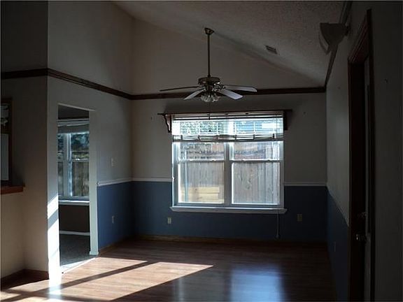5th image of 506 Tanglewood Dr