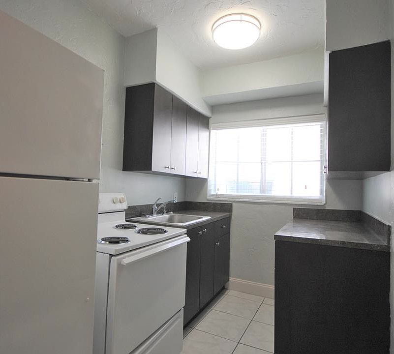 2nd image of 7635 Dickens Ave #Three
