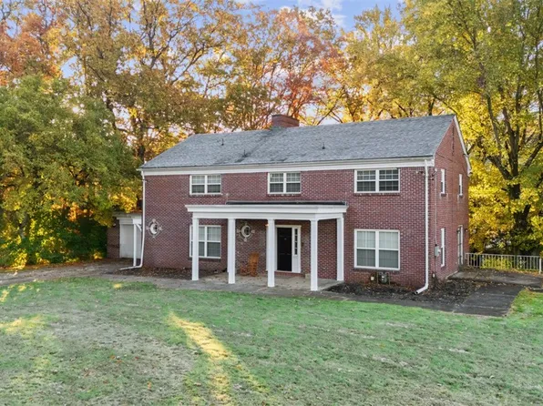 3068 Mintwood Dr, Lower Burrell, PA 15068