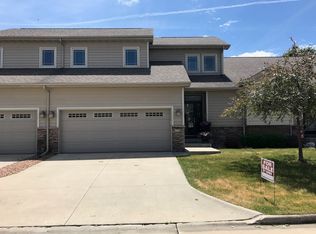 9556 Aster Ln, Johnston, IA 50131