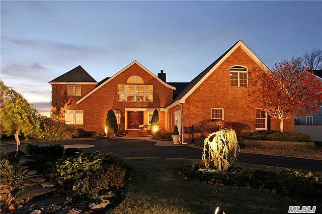 1st image of 72 Lucinda Dr