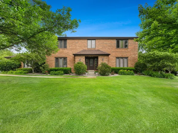18461 S Conlee Dr, Mokena, IL 60448