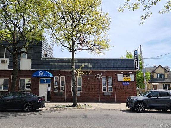 2nd image of 5968 Grand Ave