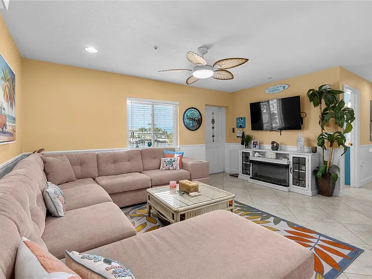 3740 Gulf Of Mexico Dr #114 — Photo 12