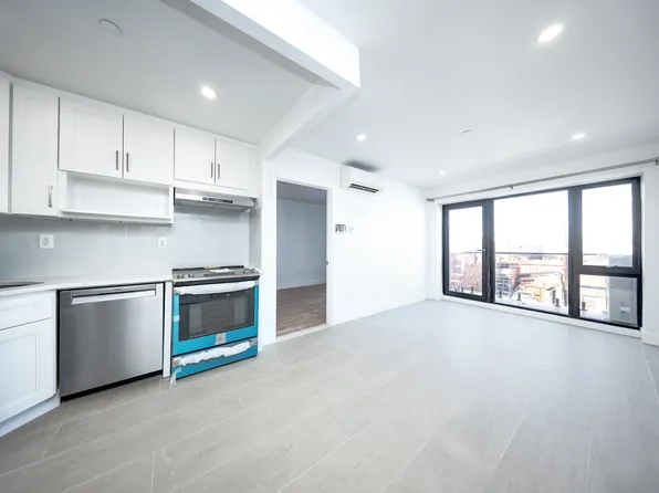 165-20 Sanford Avenue image 37 of 50