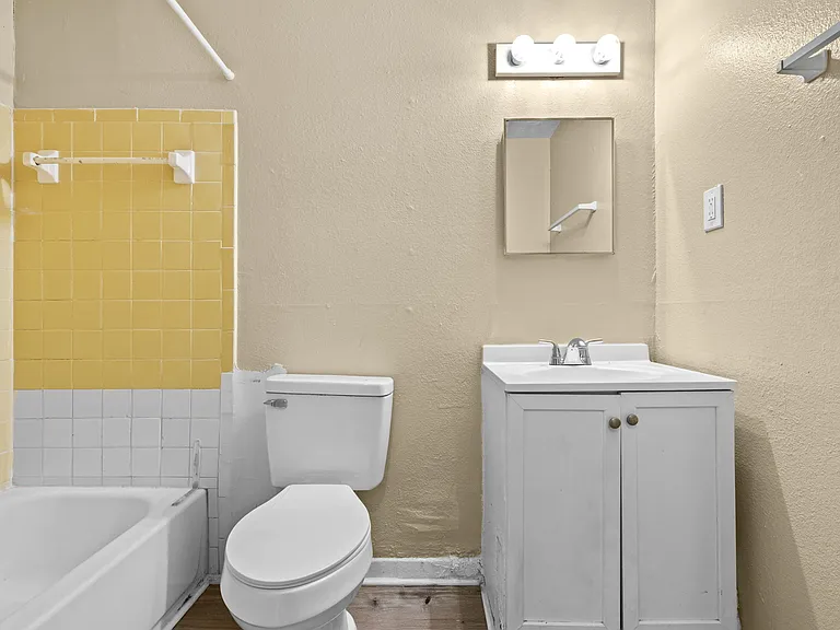 8923 N 40th St #5 — Photo 12